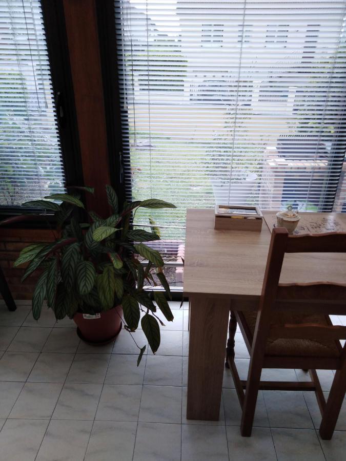 Chez Myla Chambre Avec Tv Ecran Plat Et Salle De Bain Privative Bourges Bagian luar foto